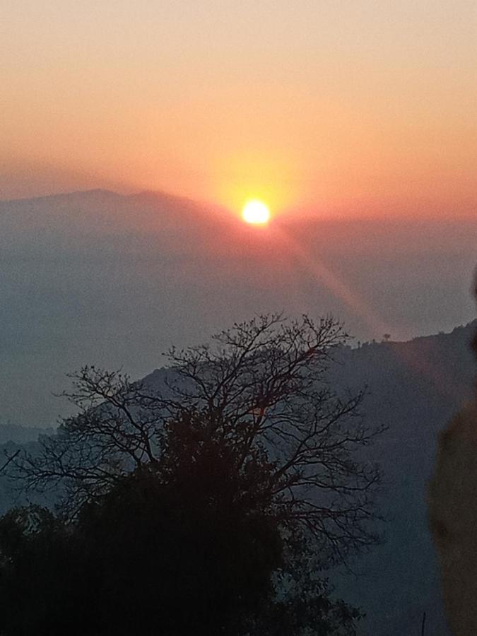 Unique Point Home Stay Nagarkot Exterior photo