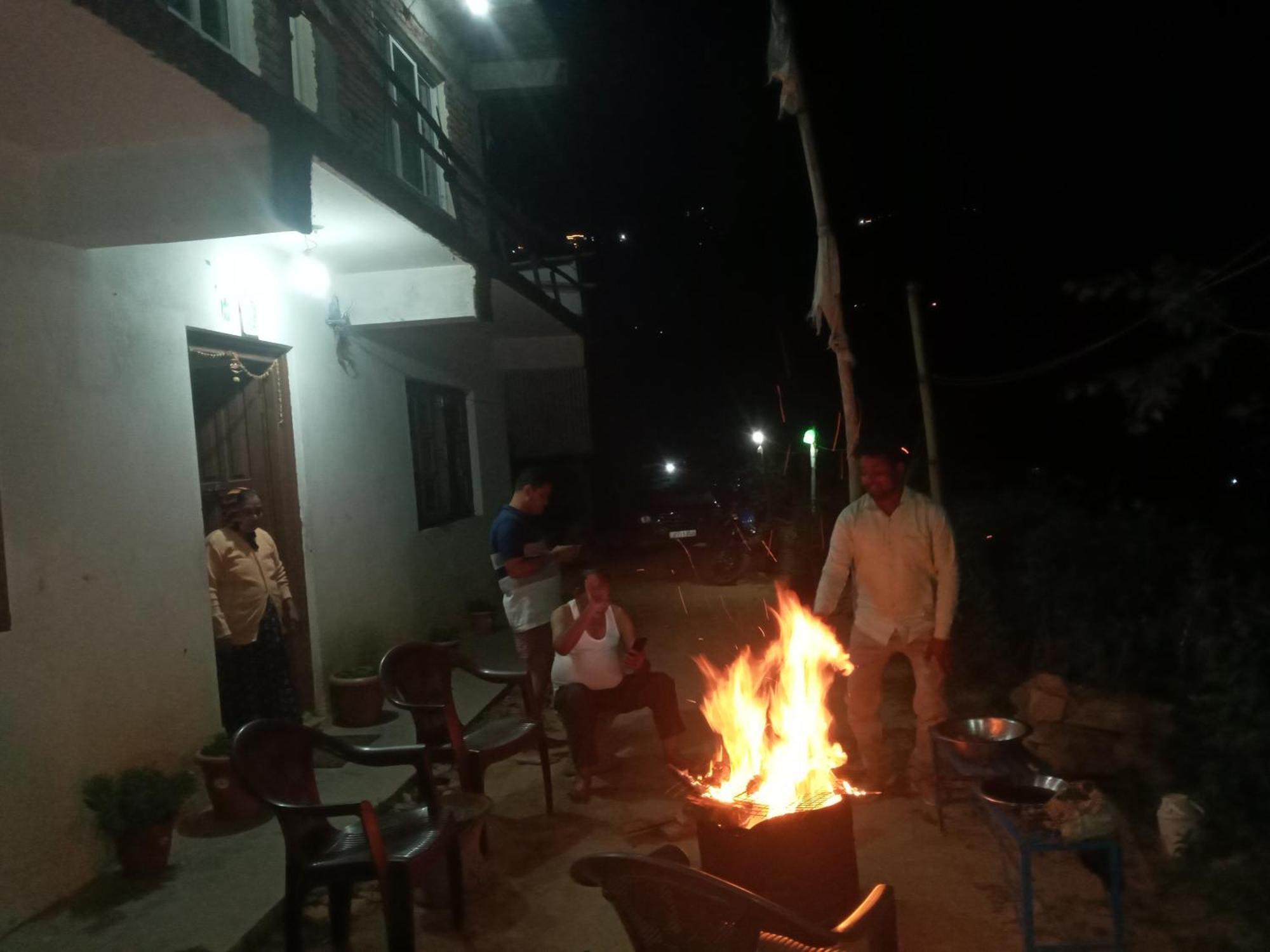 Unique Point Home Stay Nagarkot Exterior photo